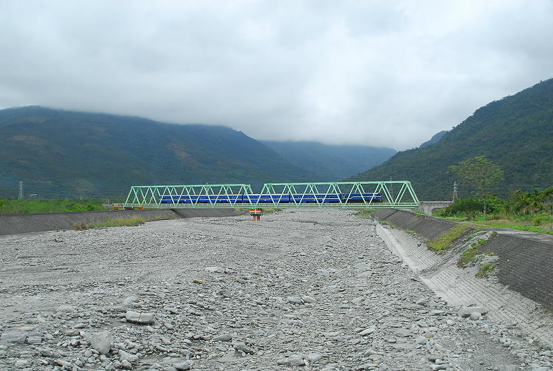 20110120「百年車站巡禮環島火車接力」系列。加濃濃溪橋。